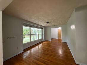 3026 US-1 in Mims, FL - Building Photo - Building Photo