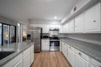 7935 Kendalia Dr photo'