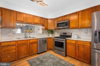 5335 Hollowstone Cir in Rosedale, MD - Building Photo - Building Photo