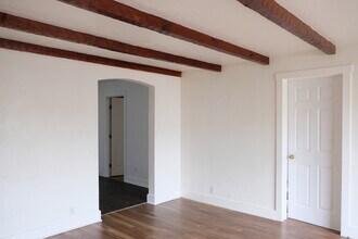 903 Locust St in Garberville, CA - Building Photo - Building Photo