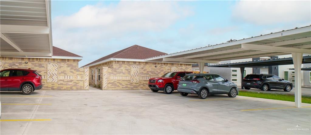 804 W Sunset Valley St in Alton, TX - Building Photo