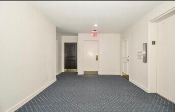 2333 Bering Dr in Houston, TX - Foto de edificio - Building Photo