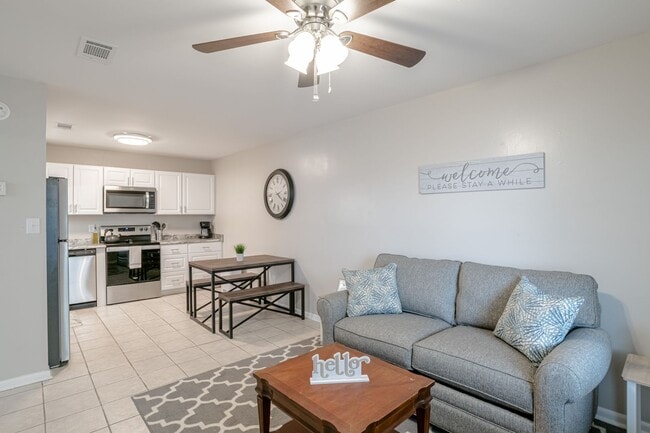 property at 1271 Redwood Ln