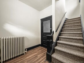 109 Cooper Dr, Unit B in Nyack, NY - Building Photo - Building Photo