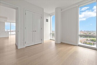 132 Brookline Ave, Unit L20 in Boston, MA - Building Photo - Building Photo