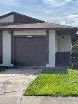 10111 Berry Field Ct in Orlando, FL - Building Photo