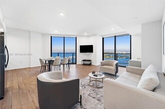 398 NE 5th St in Miami, FL - Building Photo - Building Photo