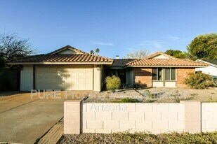 1808 W Keating Ave in Mesa, AZ - Building Photo