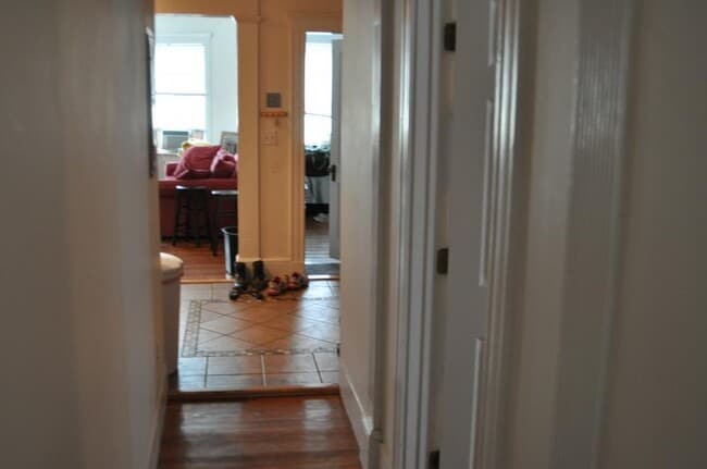 21 Saint Lukes Rd, Unit 21 Saint Lukes Rd #1 in Boston, MA - Building Photo - Building Photo