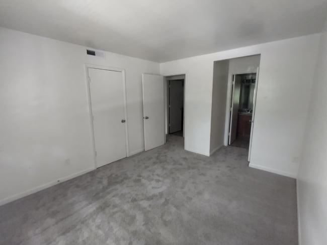 600 Reusens Rd, Unit F66 in Lynchburg, VA - Foto de edificio - Building Photo