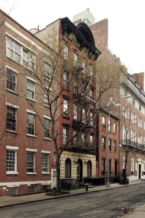 23 Barrow St in New York, NY - Foto de edificio