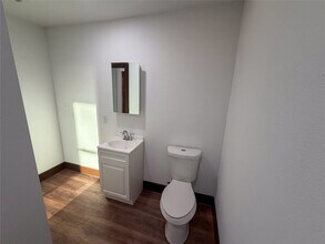 107 E Stone St, Unit B in Collinsville, TX - Building Photo - Building Photo