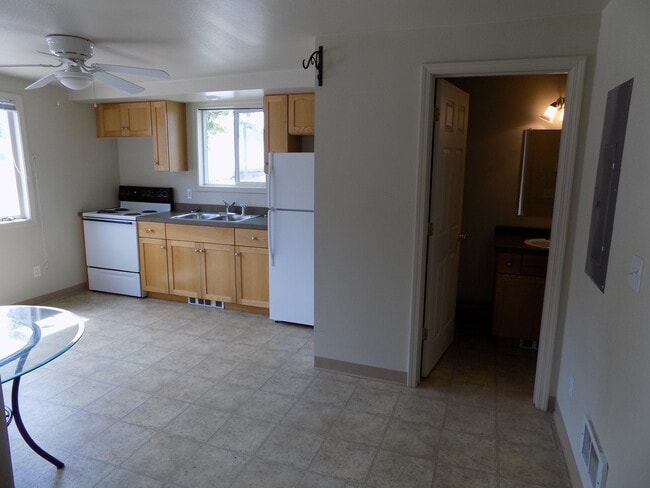 407 2nd St W in Polson, MT - Building Photo - Building Photo