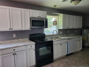 724 Spruce St in Lumberton, NC - Building Photo - Building Photo