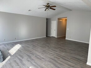 1716 N Butternut Ave in Broken Arrow, OK - Building Photo - Building Photo