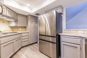 1040 Meadowview Ln in Ridgecrest, CA - Building Photo - Building Photo