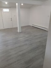 110 Tuthill Rd in Blooming Grove, NY - Foto de edificio - Building Photo