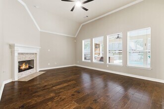 414 Woodpecker Forest Ln in Conroe, TX - Building Photo - Building Photo