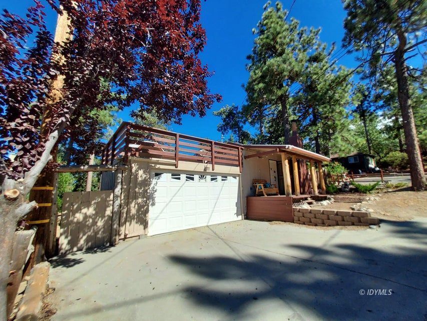 24835 Marion Ridge Dr in Idyllwild, CA - Foto de edificio