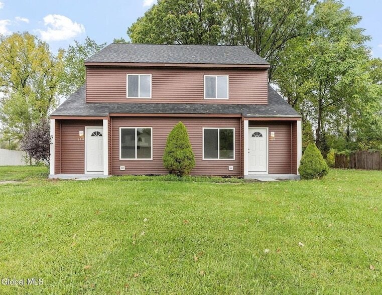 19 Harvest Way in Waterford, NY - Foto de edificio