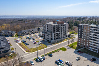 View @ 30 Hamilton Street in Waterdown, ON - Building Photo - Building Photo