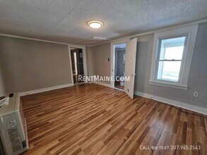 52 Hayes St in Old Town, ME - Building Photo - Building Photo