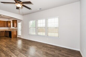 37 Samuel Way in Cartersville, GA - Building Photo - Building Photo