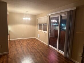103 Rockwell Ave, Unit B-16 in Port Orchard, WA - Building Photo - Building Photo