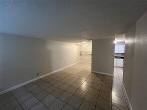 5303 NW 24th Ct in Lauderhill, FL - Building Photo - Building Photo