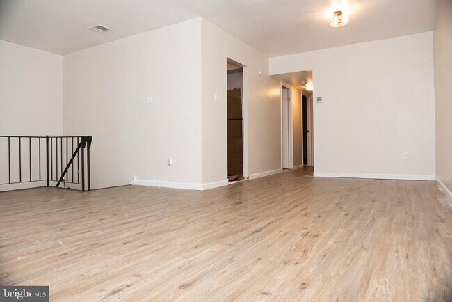 property at 7203 Fowler St