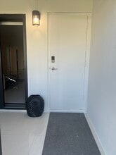 303 Racquet Club Rd, Unit Racquetclub Road in Weston, FL - Foto de edificio - Building Photo