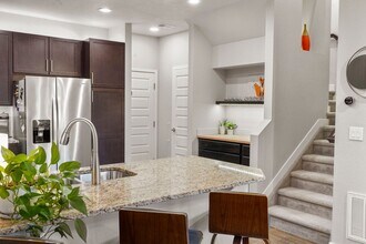 6761 Warren Dr in Denver, CO - Building Photo - Building Photo