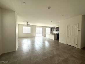 2229 Mundare Dr in Henderson, NV - Building Photo - Building Photo
