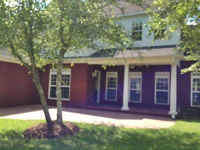 103 Glencoe Way in Dothan, AL - Building Photo - Building Photo