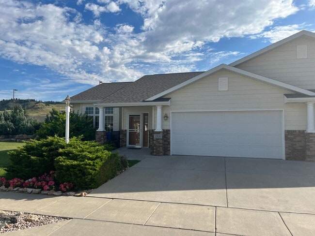 property at 1910 Sunnysprings Dr