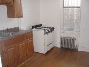 12 Spencer Ct in Brooklyn, NY - Building Photo - Building Photo