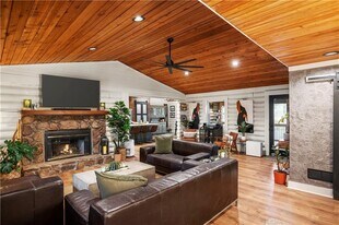 12030 Old Mountain Park Rd in Roswell, GA - Building Photo