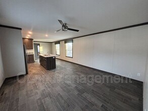 4005 4005 19th St NE in Bismarck, ND - Foto de edificio - Building Photo