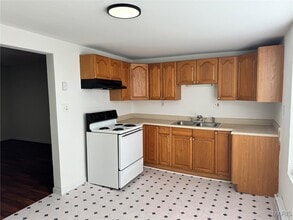 215 E Cherry St in Troy, MO - Building Photo - Building Photo