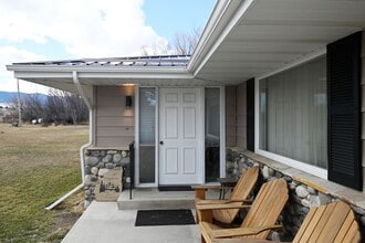 272 WY-335 in Sheridan, WY - Building Photo - Building Photo