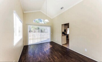 23842 Sweet Pea Ct in Murrieta, CA - Foto de edificio - Building Photo