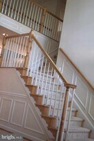 6808 Old Chesterbrook Rd in McLean, VA - Building Photo