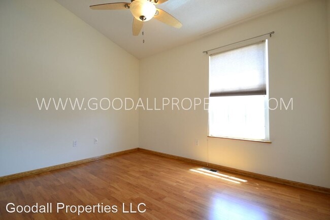 3023 SW Sharmin Ln photo'