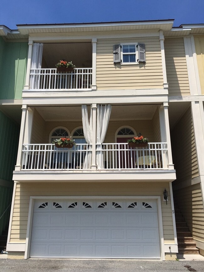 5 Cassandra Ln Rentals in Bluffton, SC