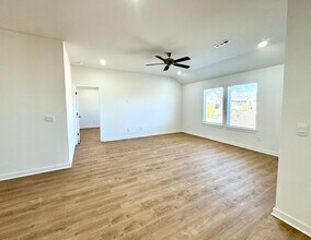 2579 N Snowball Dr in Fayetteville, AR - Building Photo - Building Photo