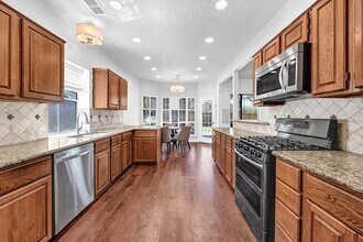 8307 Summer Reef Dr in Houston, TX - Building Photo - Building Photo