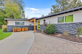 3909 W Normandie Dr in Boise, ID - Foto de edificio - Building Photo