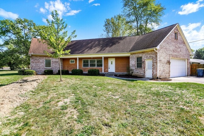 11055 Ruckle St in Indianapolis, IN - Building Photo - Building Photo