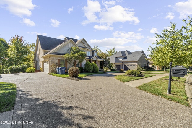 5508 Rock Valley Way in Louisville, KY - Building Photo - Building Photo