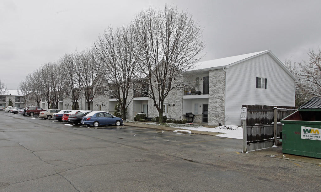 Villa Michael Apartments Kenosha, WI Apartments For Rent